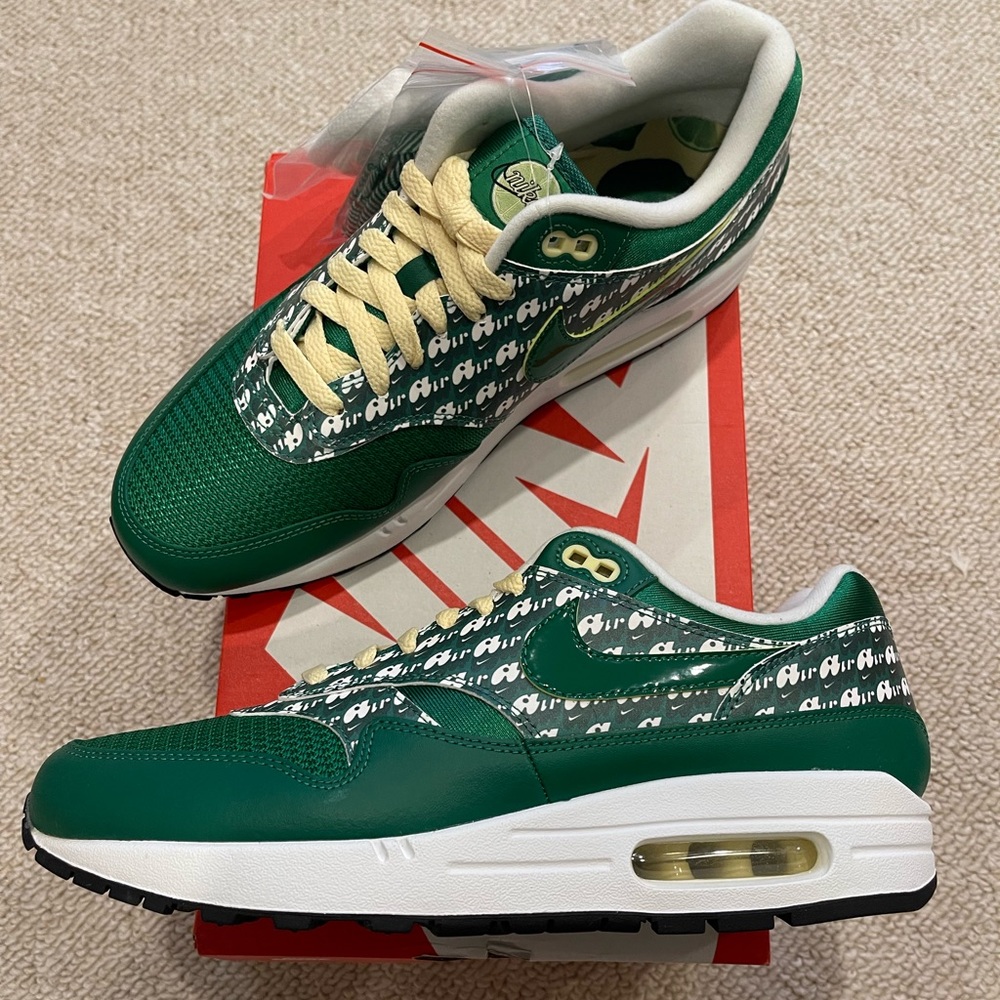 Brand New DS Nike Air Max 1 Limeade in Mens size 9.5